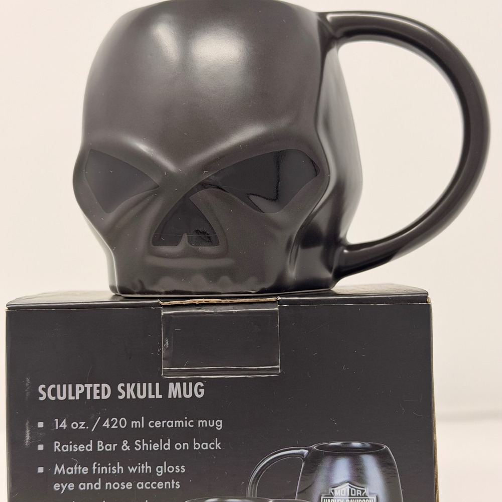 Harley-Davidson Matte Black Sculpted Skull Mug 14oz NIB Raised Bar & Shield - Picture 9 of 11